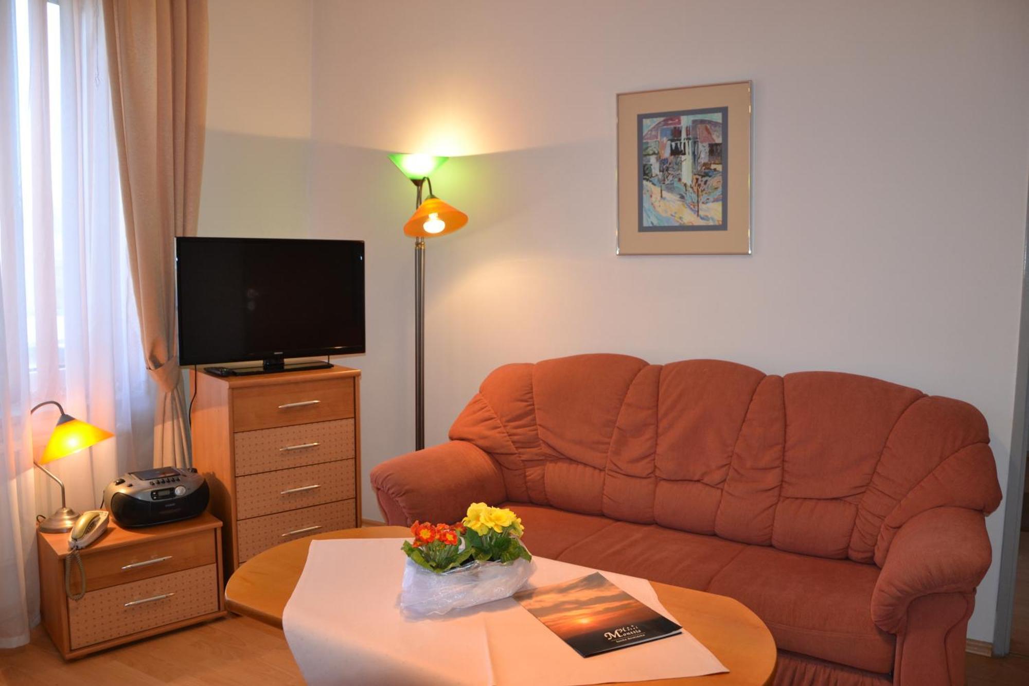 Hotel Monttis Sucha Beskidzka Ruang foto