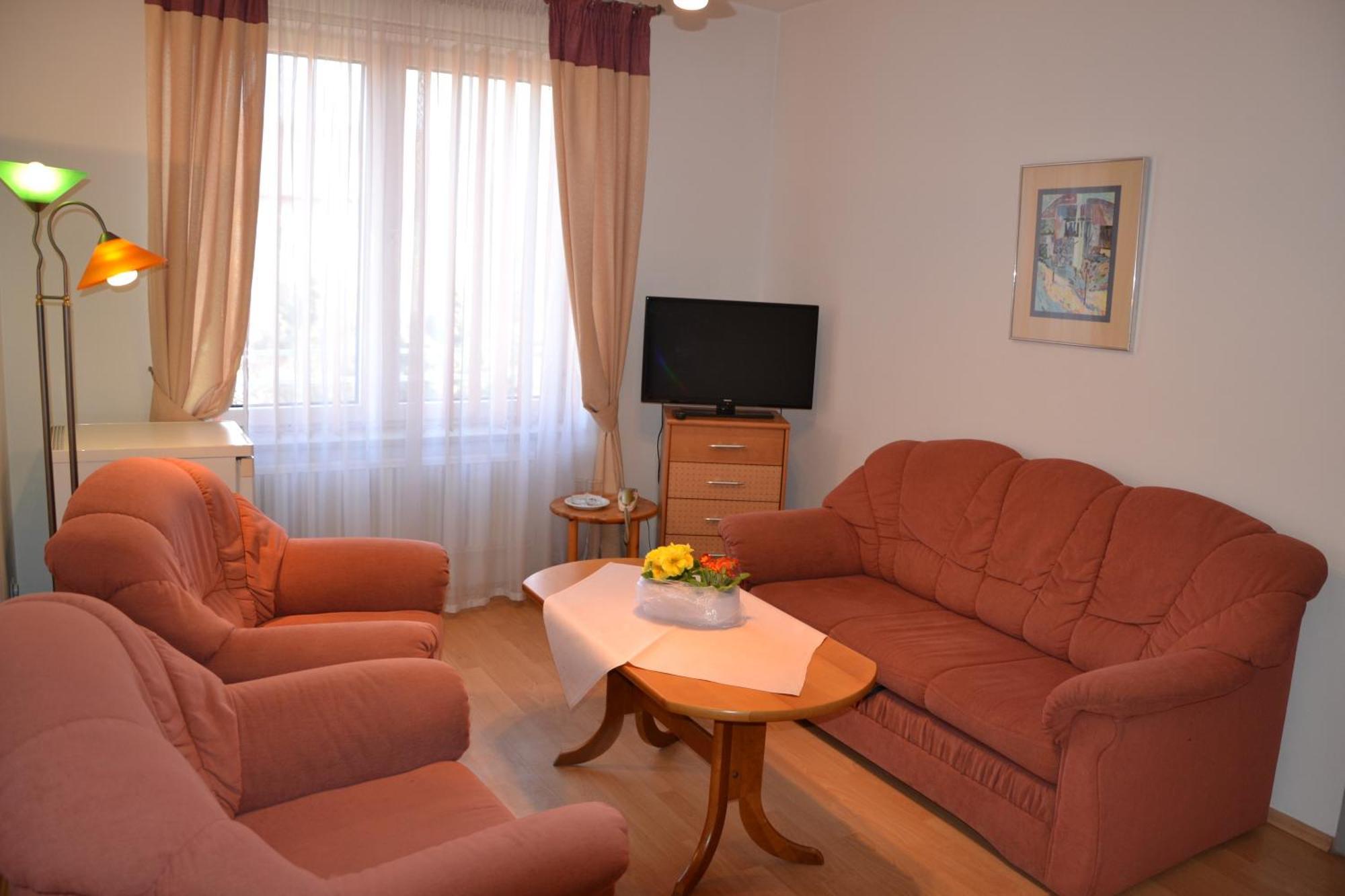 Hotel Monttis Sucha Beskidzka Ruang foto