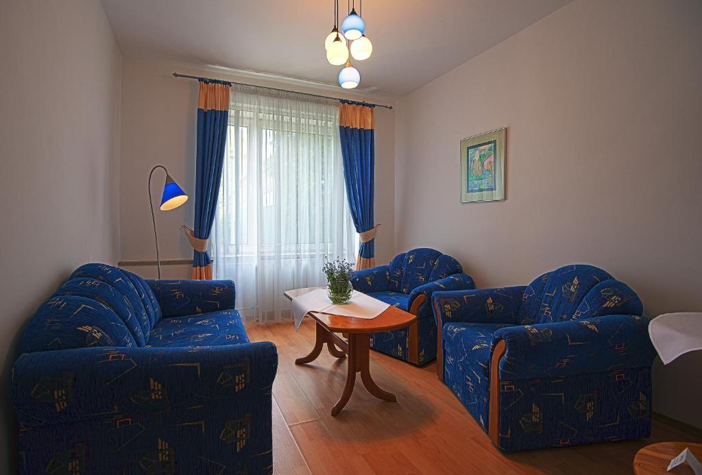 Hotel Monttis Sucha Beskidzka Ruang foto